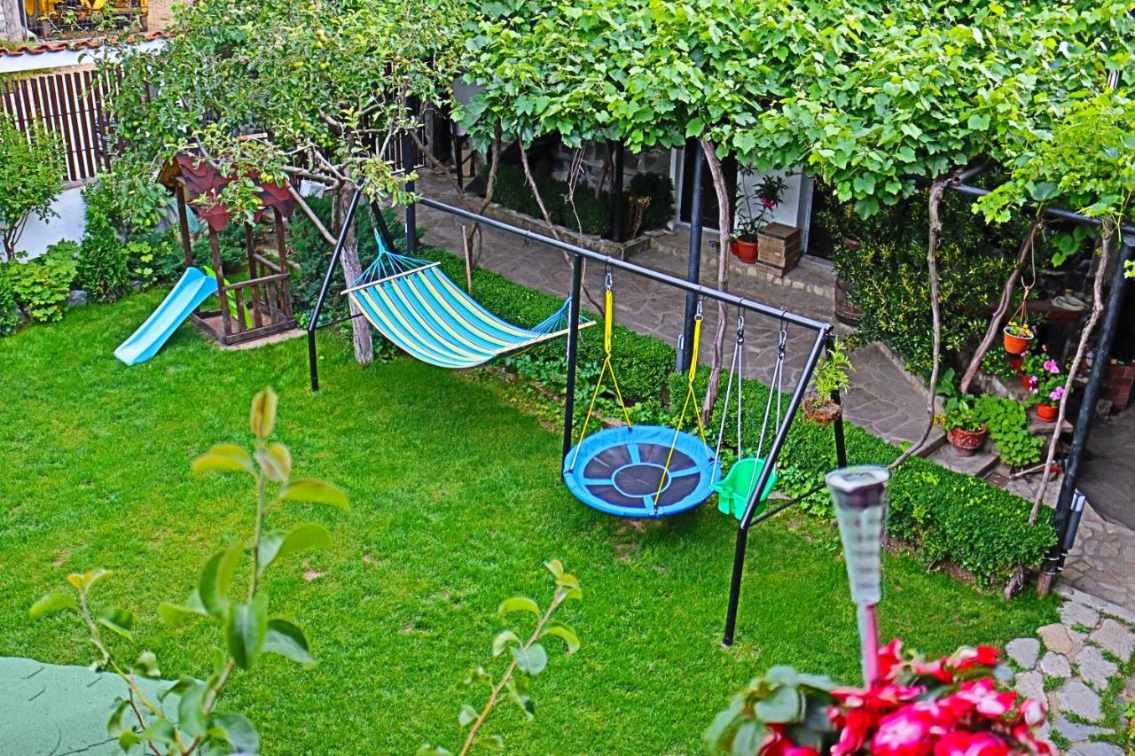 Green House - Попниколови Sapareva Banya Exterior foto